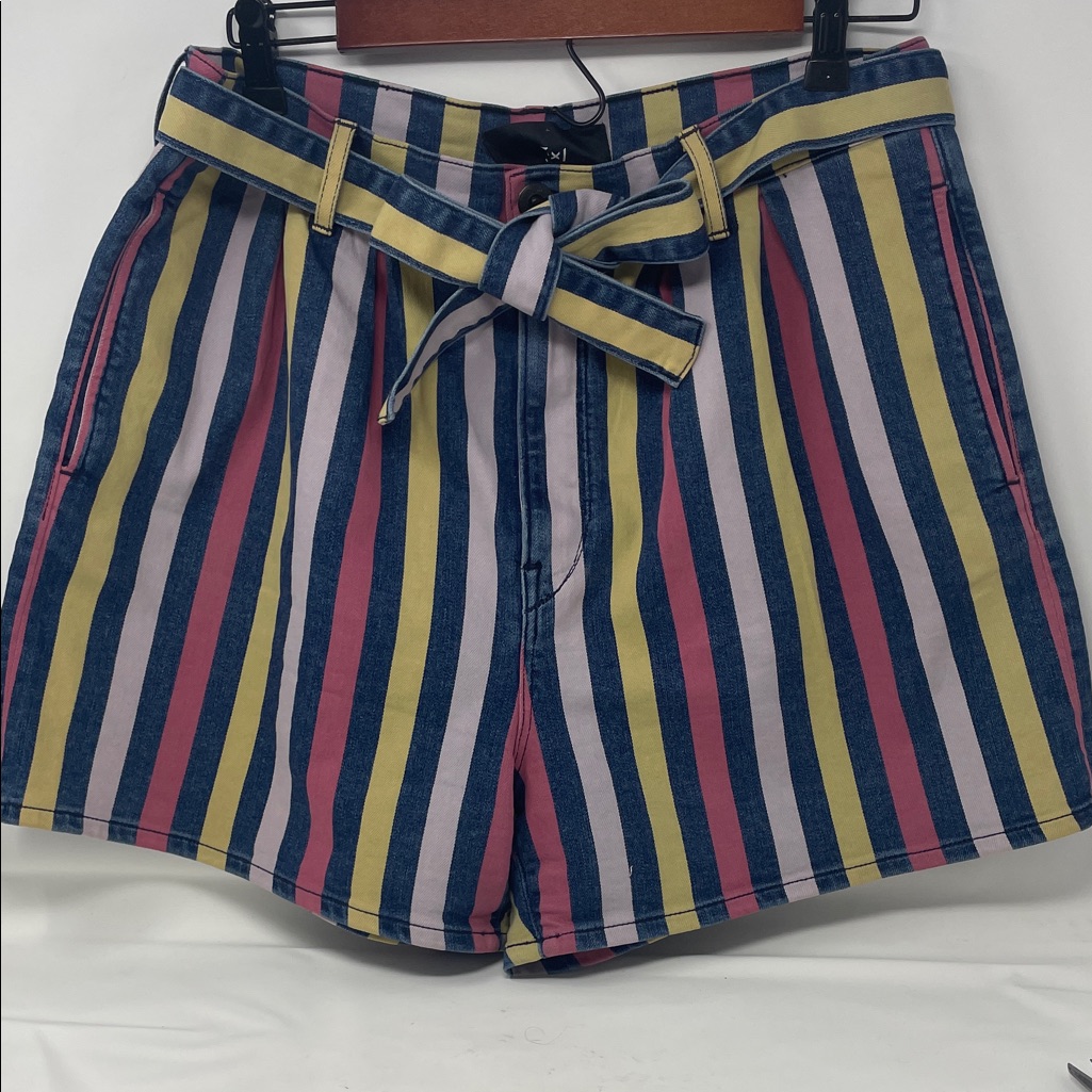 3x1 Striped Dustin Flaunt Belted Shorts Size 32 Excellent Condition